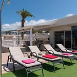 Stunning 6 Bedroom Private Heated Pool Vila Costa Adeje (Tenerife)