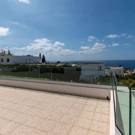 Vila Stunning 6 Bedroom Private Heated Pool